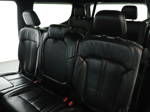 Used 2022 Jeep Wagoneer Series I AWD/4WD image 5