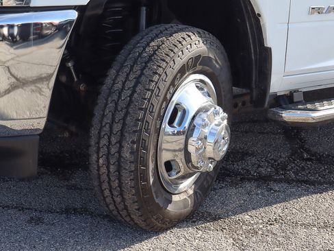 Used 2024 RAM 3500 Big Horn image 22