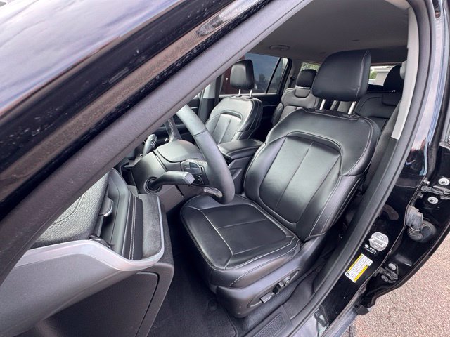 Used 2023 Jeep Grand Cherokee L Limited AWD/4WD image 9