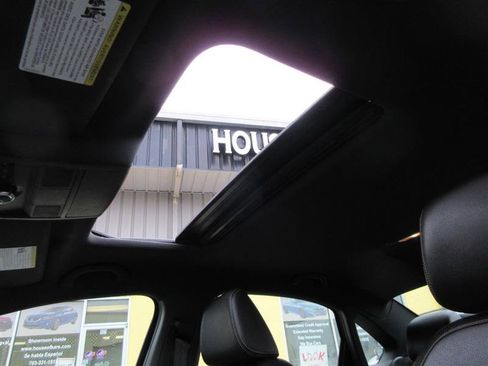 Used 2018 Volkswagen Passat 3.6 image 19