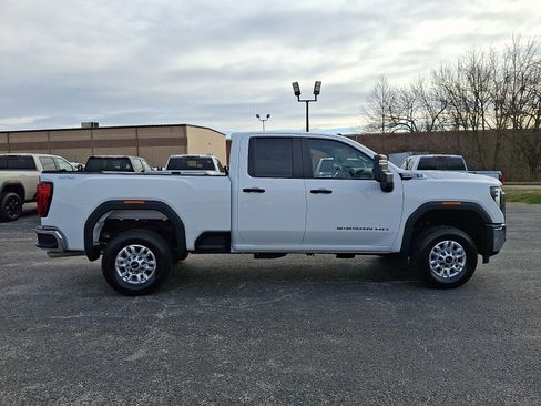New 2026 GMC Sierra 2500 Pro w/ Convenience Package AWD/4WD image 9