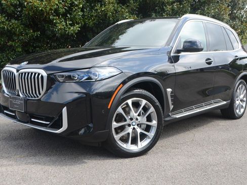 Used 2025 BMW X5 xDrive40i image 5
