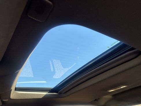 Used 2024 GMC Sierra 1500 Denali image 32