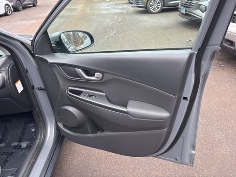 Certified 2023 Hyundai Kona Limited image 8