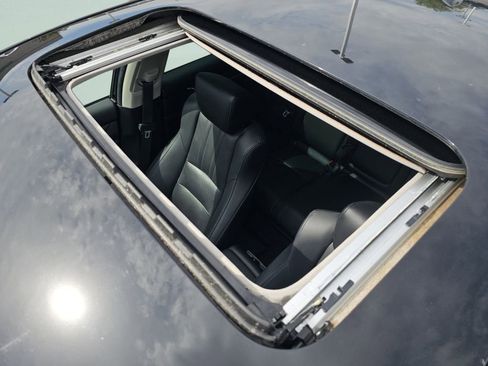 Used 2022 Honda Accord Touring image 8