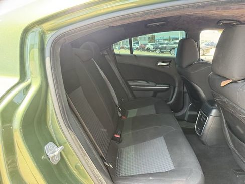 Used 2020 Dodge Charger Scat Pack RWD image 31