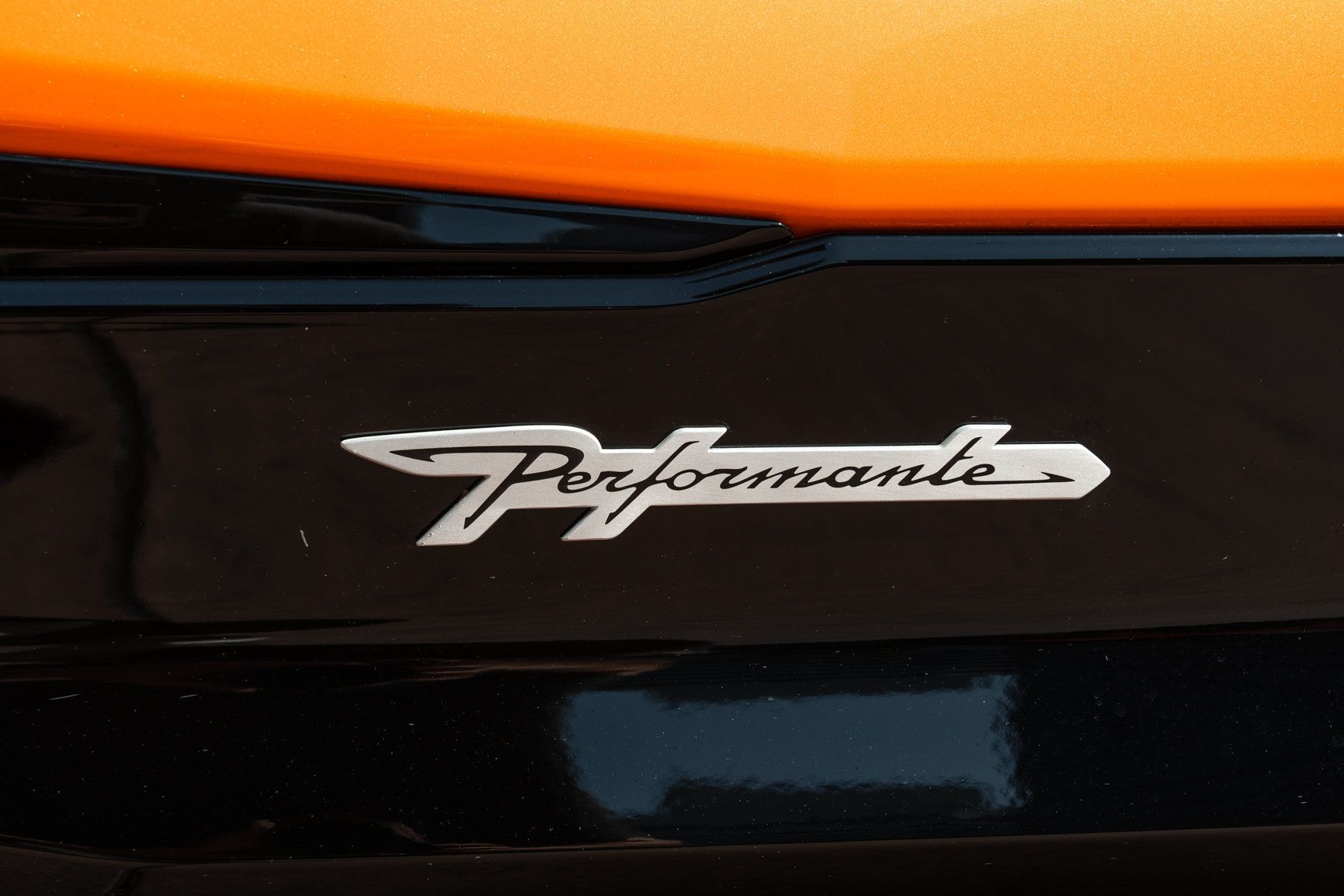 Used 2024 Lamborghini Urus Performante AWD/4WD image 22