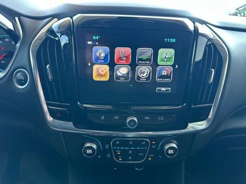 Used 2018 Chevrolet Traverse LT image 32