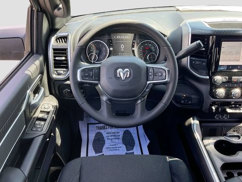 New 2026 RAM 2500 Big Horn AWD/4WD image 21