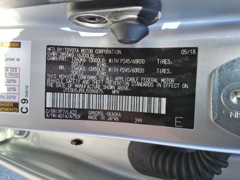 Used 2018 Toyota 4Runner Limited AWD/4WD image 38