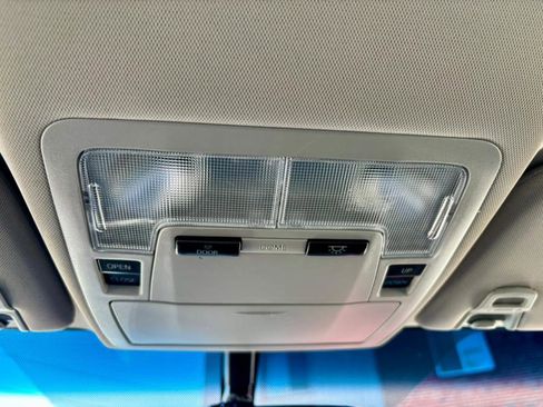 Used 2014 Toyota Avalon XLE Premium image 25