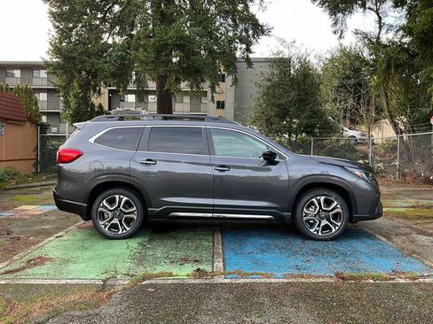 New 2026 Subaru Ascent Limited AWD/4WD image 9