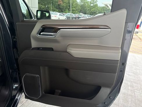 Used 2023 Chevrolet Silverado 1500 RST AWD/4WD image 42