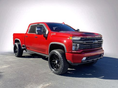 Used 2023 Chevrolet Silverado 2500 High Country w/ Z71 Off-Road Package image 2