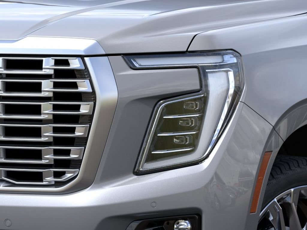 New 2026 GMC Yukon Denali w/ Denali Reserve Package AWD/4WD image 10