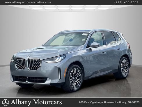 Certified 2025 BMW X3 xDrive30i AWD/4WD image 1