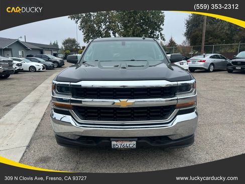 Used 2017 Chevrolet Silverado 1500 LT w/ Trailering Package image 2