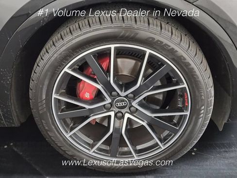 Used 2023 Audi SQ5 Prestige w/ Prestige Package AWD/4WD image 9