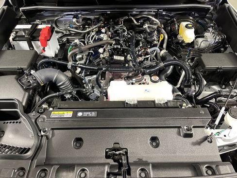 Certified 2025 Toyota 4Runner SR5 image 9