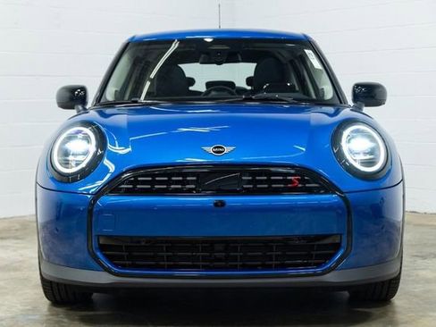 Certified 2025 MINI Cooper S image 7