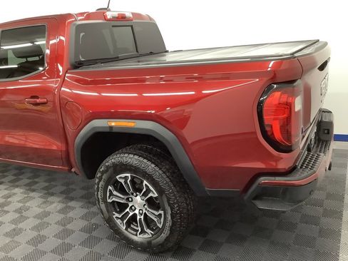Used 2024 GMC Canyon AT4 image 3