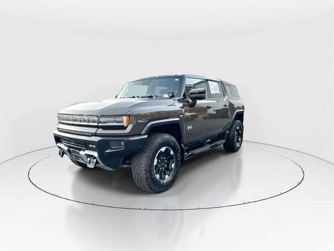 Used 2024 GMC Hummer EV 3X w/ Extreme Off-Road Package AWD/4WD image 4