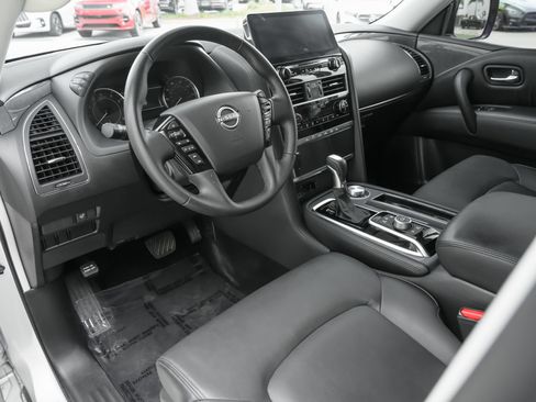 Used 2023 Nissan Armada SV w/ Cargo Package AWD/4WD image 7