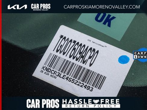 Certified 2025 Kia Niro EX image 28