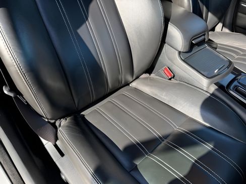 Used 2020 Chrysler 300 S RWD image 14