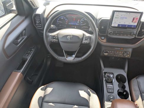 Used 2022 Ford Bronco Sport Outer Banks w/ Tech Package AWD/4WD image 16