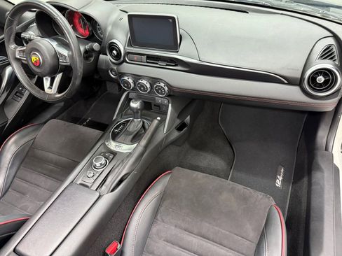 Used 2017 FIAT 124 Spider Abarth image 29
