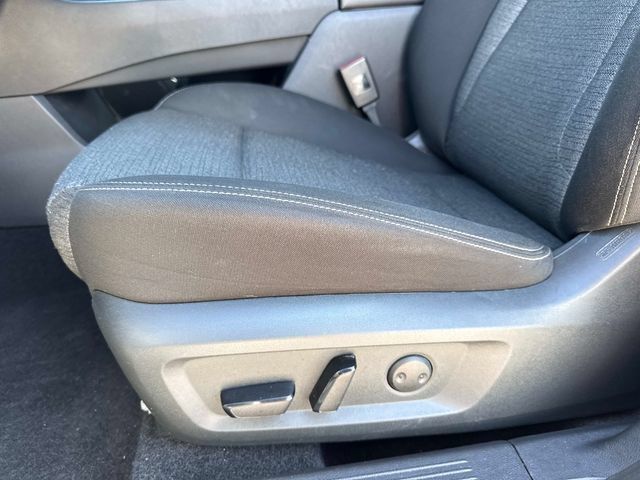 Used 2021 Nissan Rogue SV FWD image 21