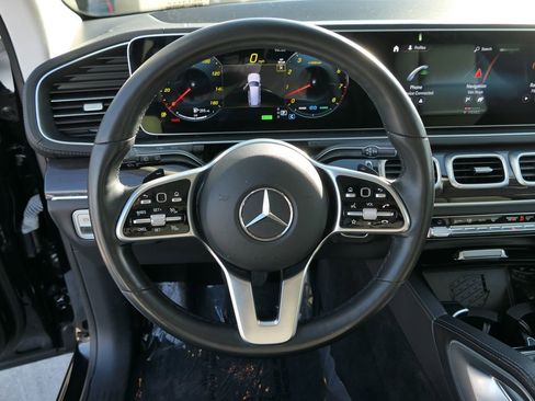 Used 2023 Mercedes-Benz GLS 450 4MATIC image 20