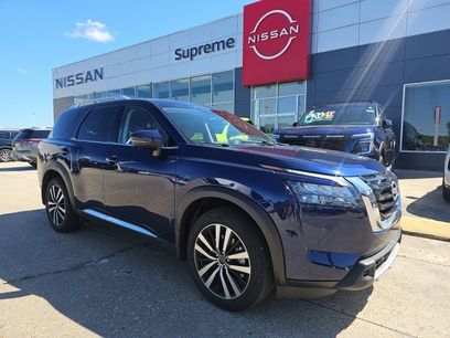 Certified 2025 Nissan Pathfinder Platinum