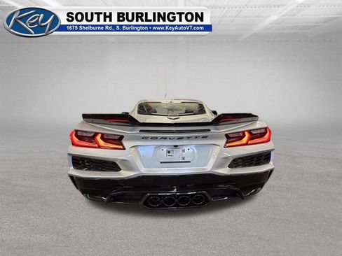 Used 2026 Chevrolet Corvette Z06 w/ Stealth Interior Trim Package RWD image 6