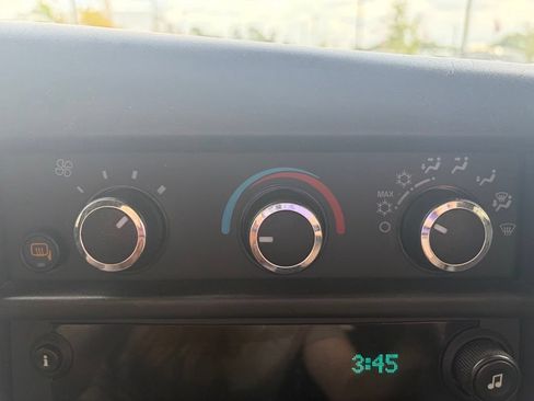 Used 2021 Chevrolet Express 2500 w/ Driver Convenience Package RWD image 25