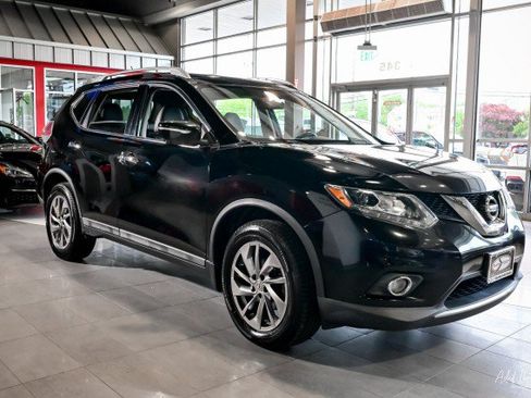 Used 2015 Nissan Rogue SL w/ SL Premium Package AWD/4WD image 3