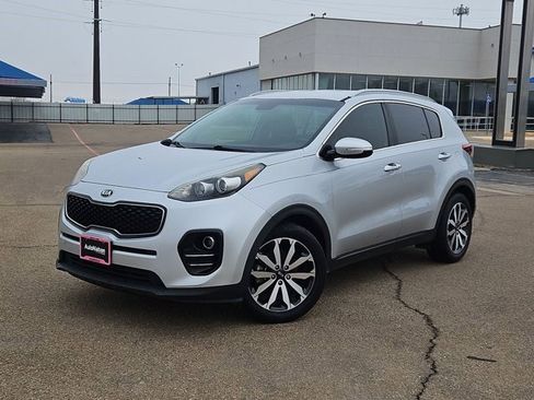 Used 2018 Kia Sportage EX image 1