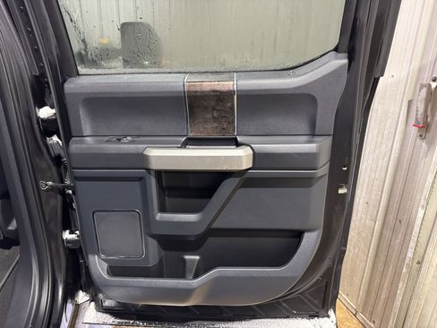 Used 2022 Ford F350 Lariat w/ Lariat Ultimate Package image 35