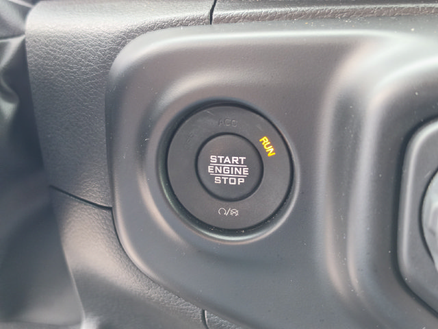 Used 2022 Jeep Wrangler Sport AWD/4WD image 34