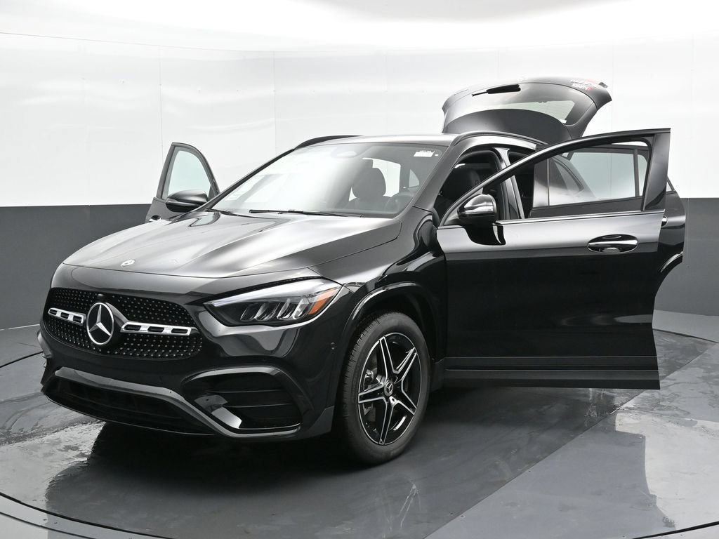 Used 2025 Mercedes-Benz GLA 250 4MATIC image 55
