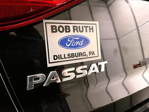 Used 2017 Volkswagen Passat 1.8T R-Line image 13