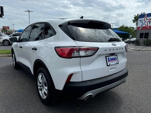 Used 2022 Ford Escape S FWD image 3