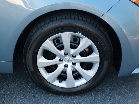 Used 2023 Toyota Corolla LE w/ Carpet Mat Package (TMS) FWD image 10