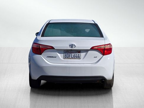Used 2018 Toyota Corolla L image 5