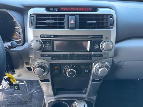 Used 2013 Toyota 4Runner SR5 w/ Convenience Pkg image 7