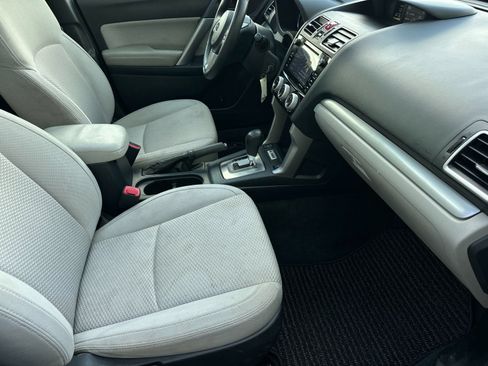 Used 2018 Subaru Forester 2.5i Premium AWD/4WD image 14