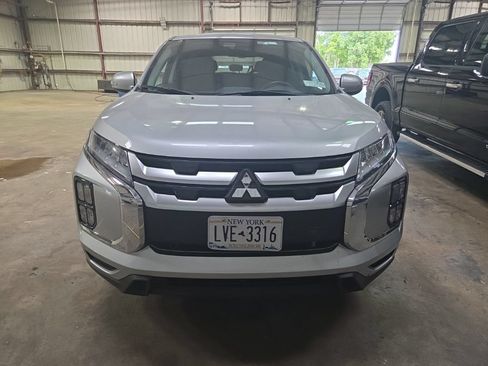 Used 2025 Mitsubishi Outlander Sport SE AWD/4WD image 7
