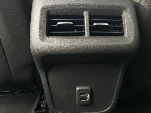 Used 2019 Chevrolet Equinox LS w/ LS Convenience Package AWD/4WD image 14