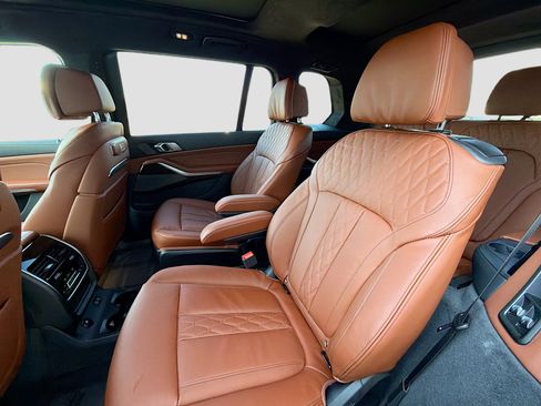 New 2026 BMW X7 xDrive40i image 23